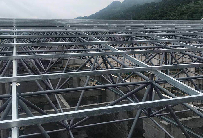 松滋学校艺体楼网架